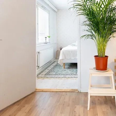 Spacious 5th Floor One-bedroom Διαμέρισμα Κουόπιο